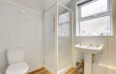 5 bed end terrace house for sale