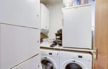 5 bed end terrace house for sale