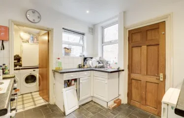 5 bed end terrace house for sale