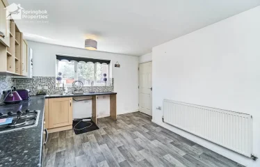 5 bed terraced house for sale