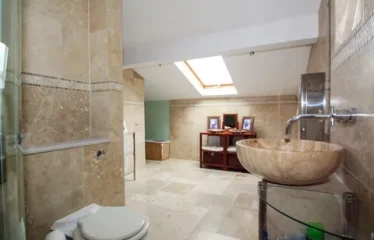 9 bed terraced house for sale