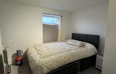 5 bed end terrace house for sale