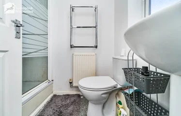 5 bed terraced house for sale