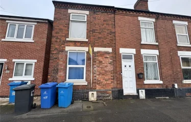 5 bed end terrace house for sale