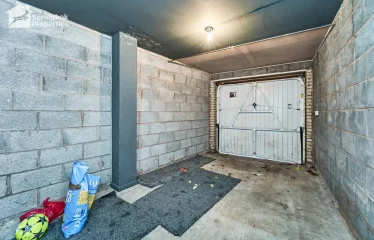 5 bed terraced house for sale