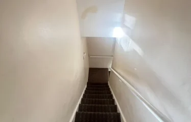 6 bed end terrace house for sale