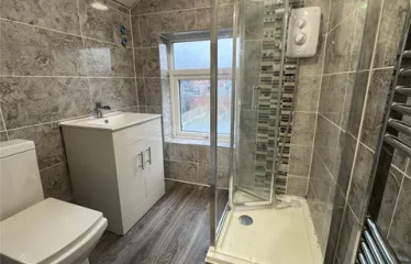 5 bed end terrace house for sale