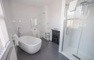 9 bed terraced house for sale