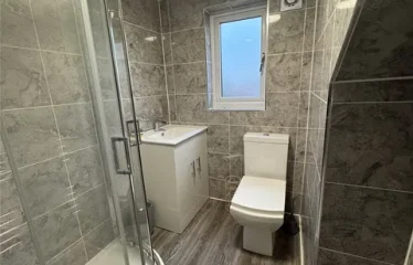 5 bed end terrace house for sale