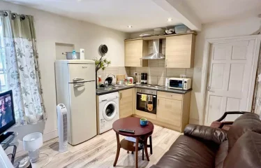 9 bedroom block of apartments for sale